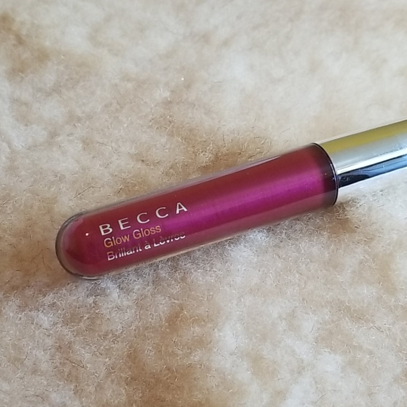 Becca glow gloss - Picture 2 of 3